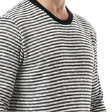 Red circle - Thin Stripes Round Sweatshirt