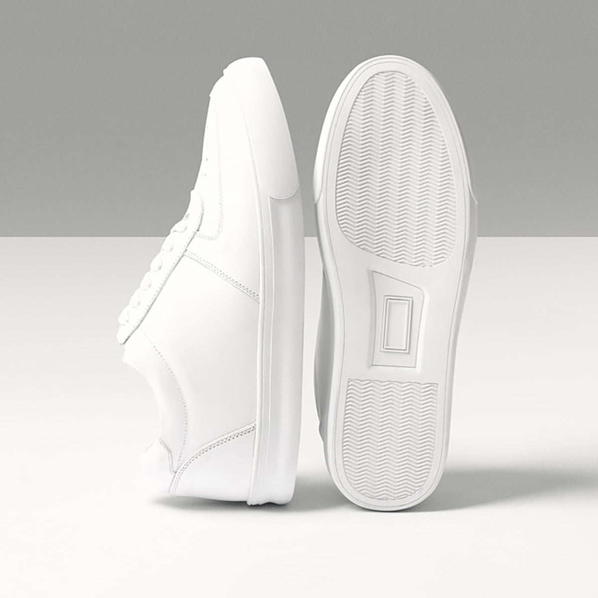Brio - Men’s White Sneakers with Grey Mesh Panels