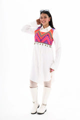 Rokido - Long white linen shirt with fuchsia crop top