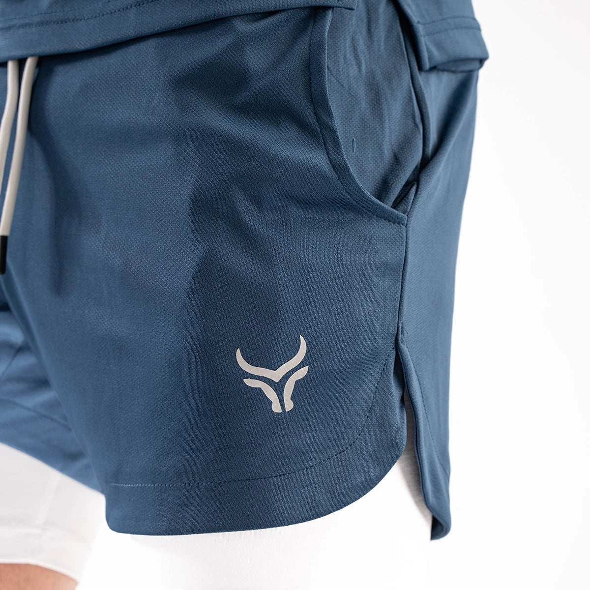 Taur - 2 in 1 mesh linyer short for high flexibility tuff performance