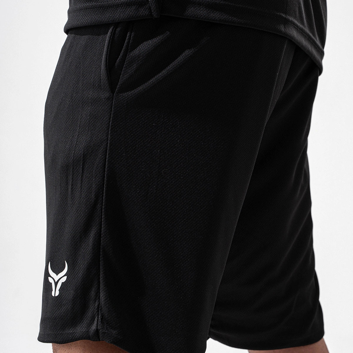 Taur - sportive dryfit mash liner double face short
