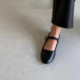 Katee - BAILATIRA BLACK FLATS (ROUND -TOE)