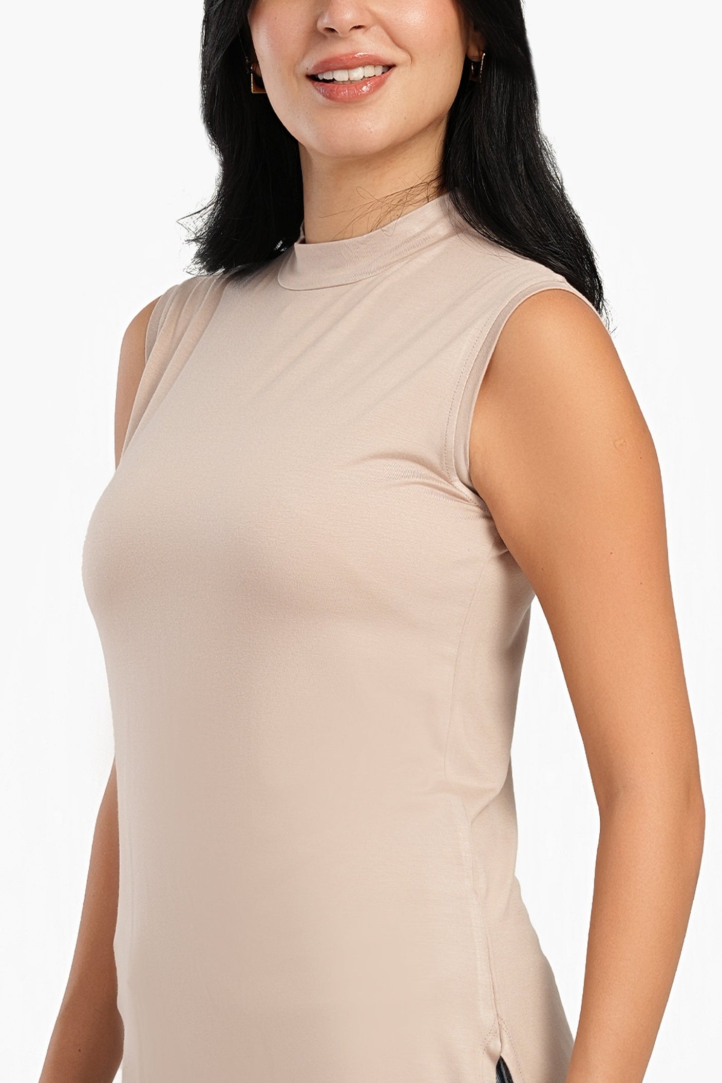 Carina - Sleek Viscose Sleeveless Top