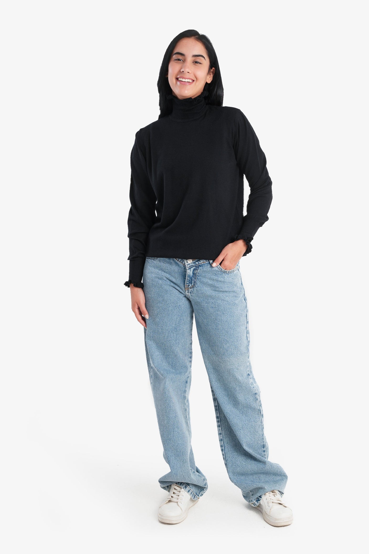 Carina -Pullover with Ruffled Neck & Cuffs
