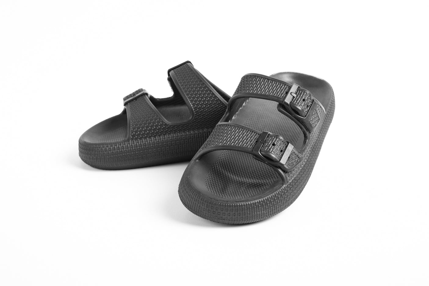 Onda Slippers For Women Porto - Black