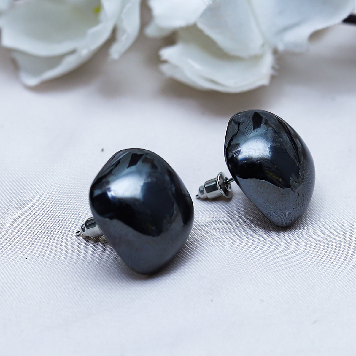 Fluffy -Earring Women's Accessories-Black