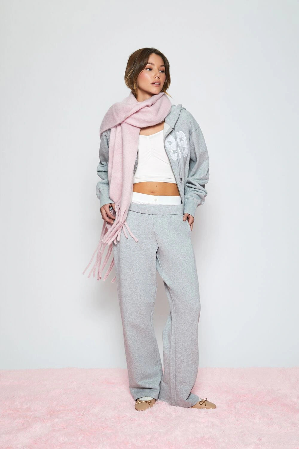 Forever21 -1999 Patch Straight Sweatpants-Women-sold bt FIG