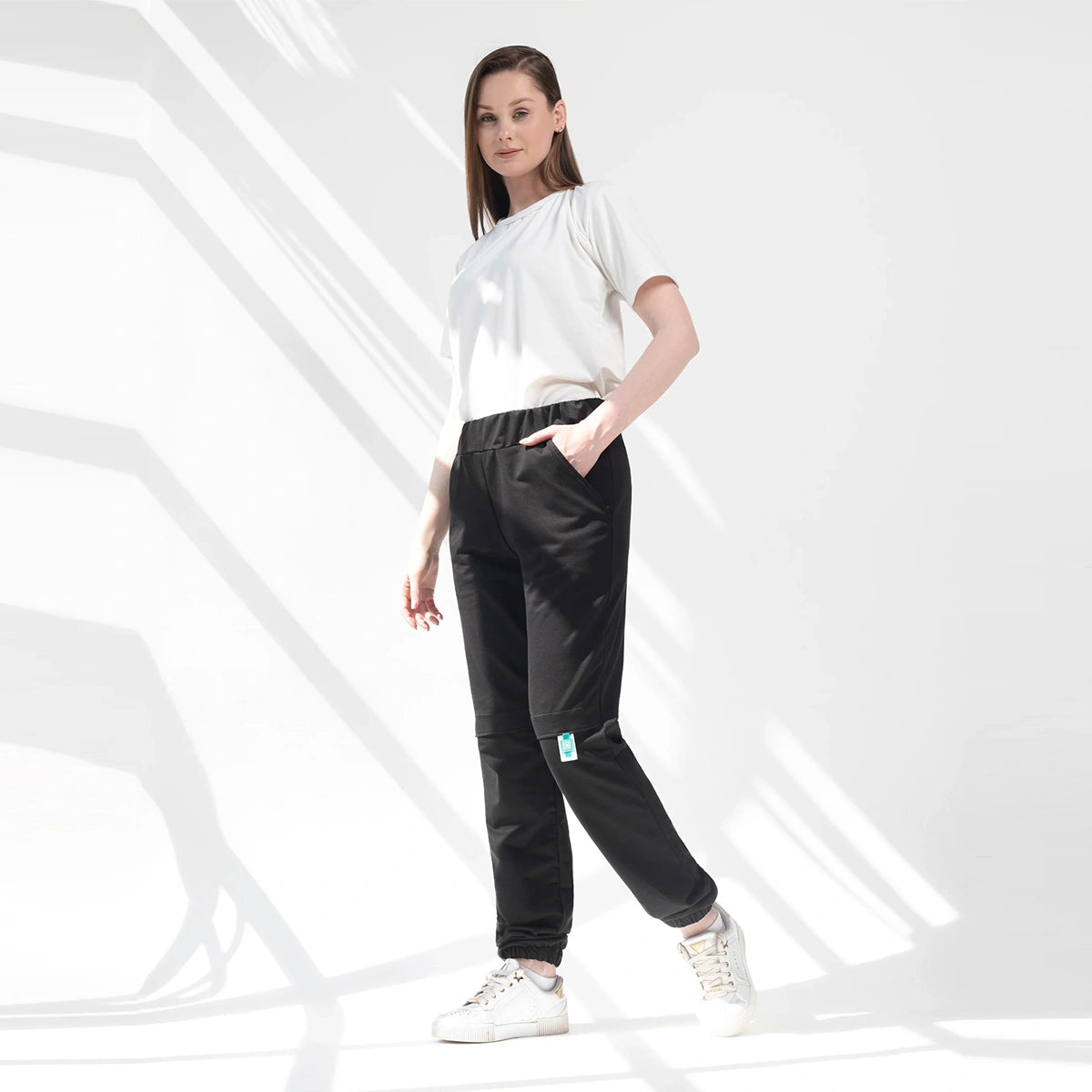 Eva Fashion - Badge Cotton Sweatpants