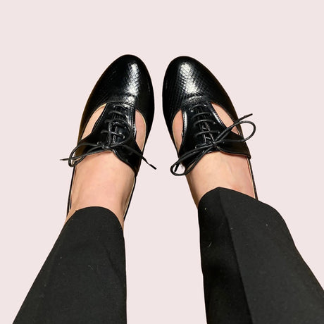 Izar - Metallic Flat Shoes