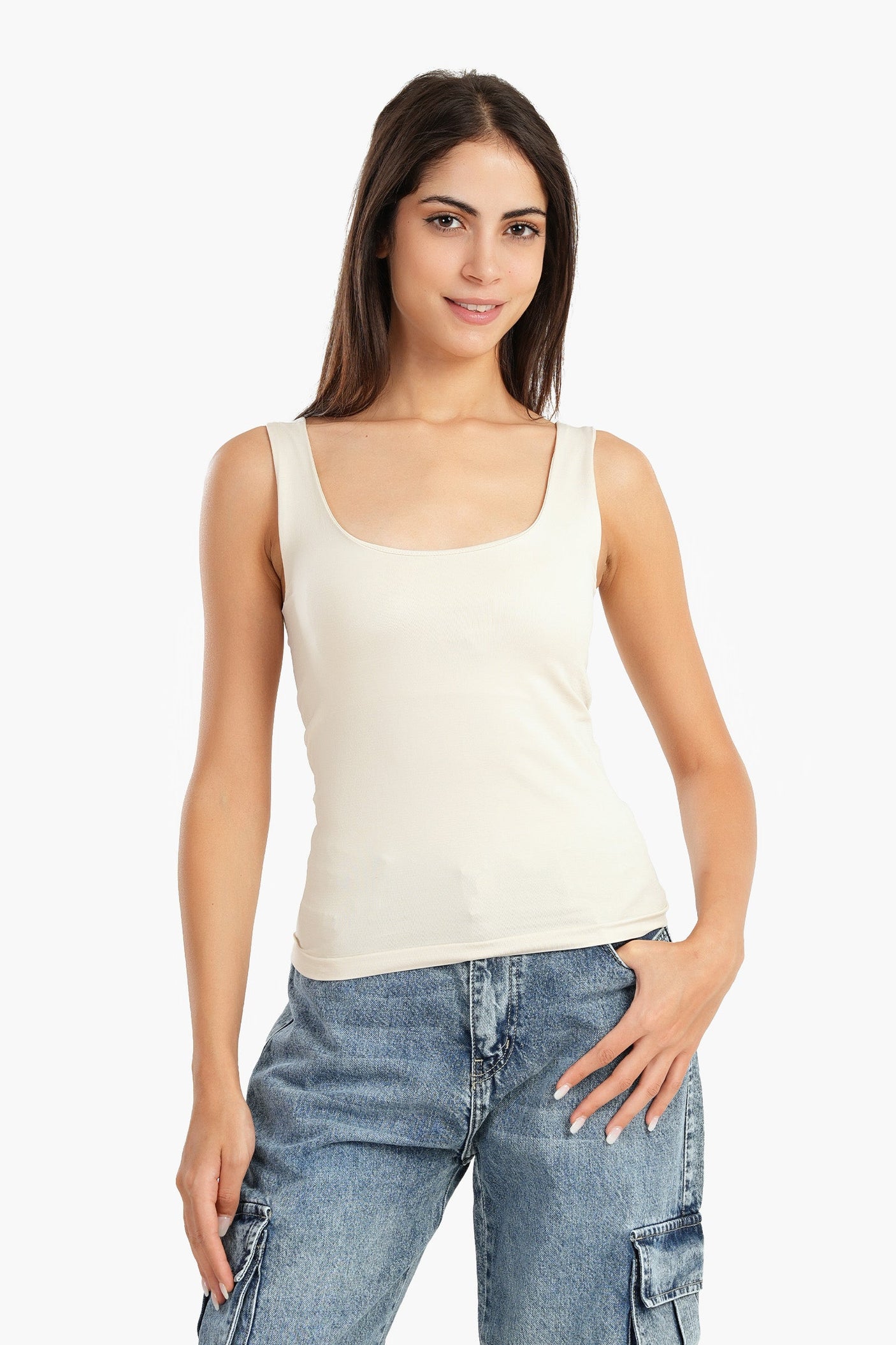 Carina - Padded Slim Fit Top