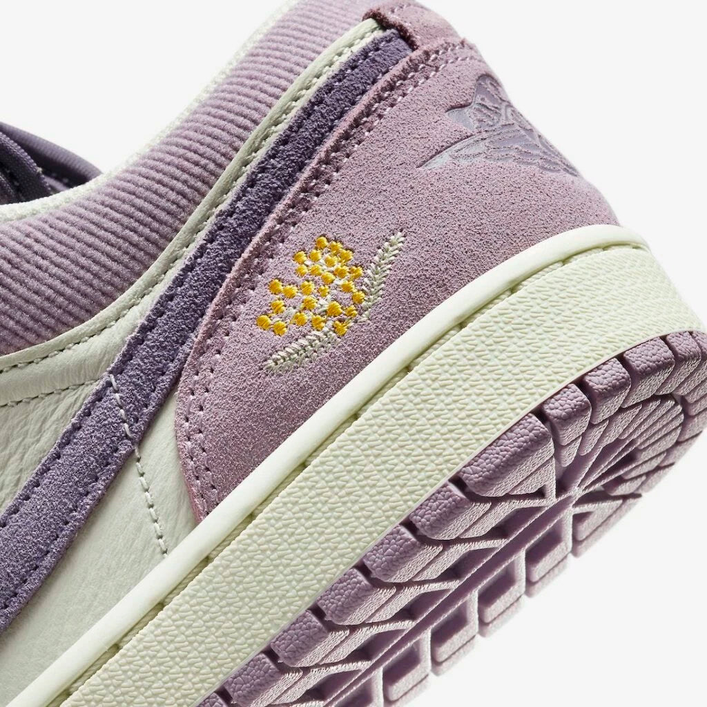 Nike - Women's Air Jordan