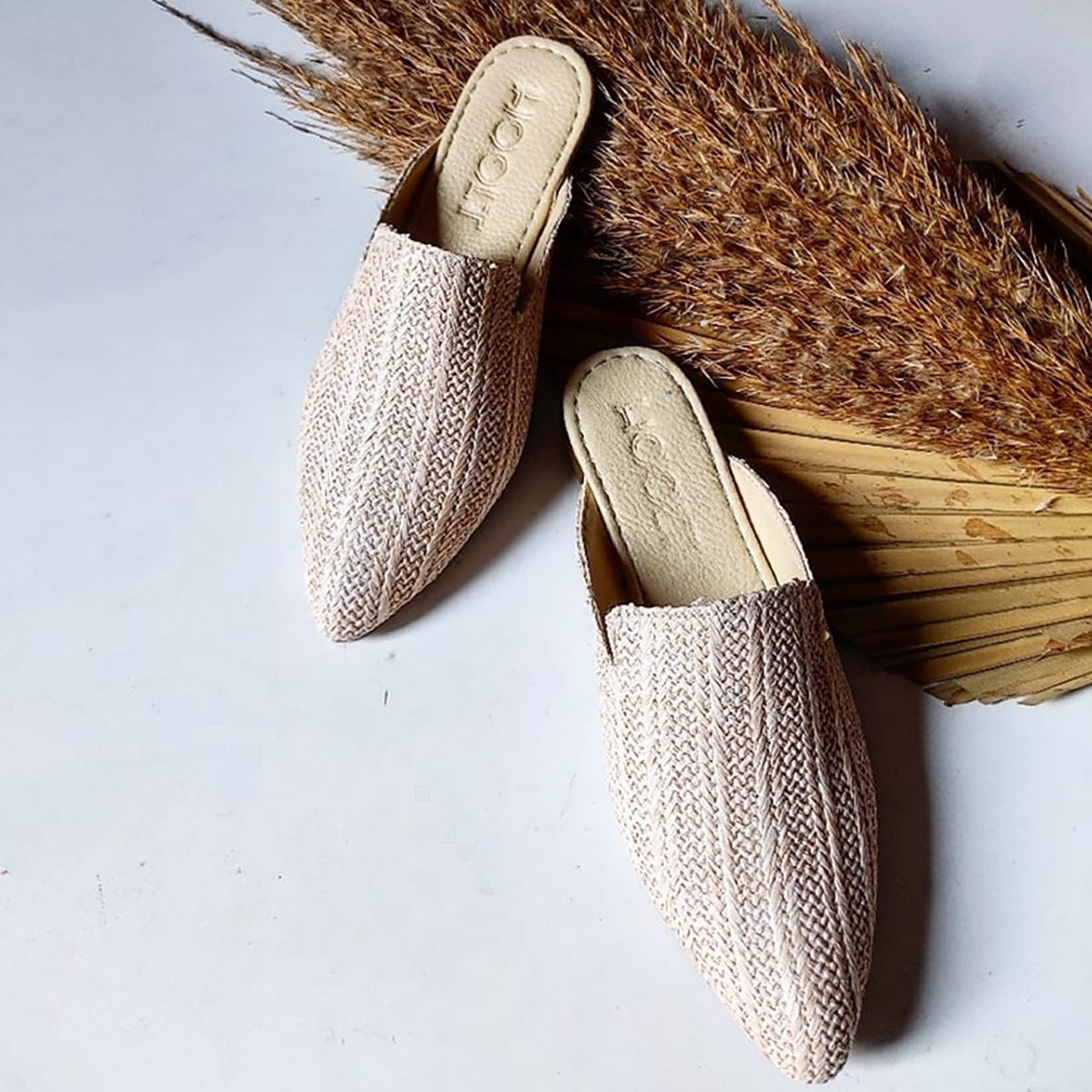 Hoolt - Mules burlap for women