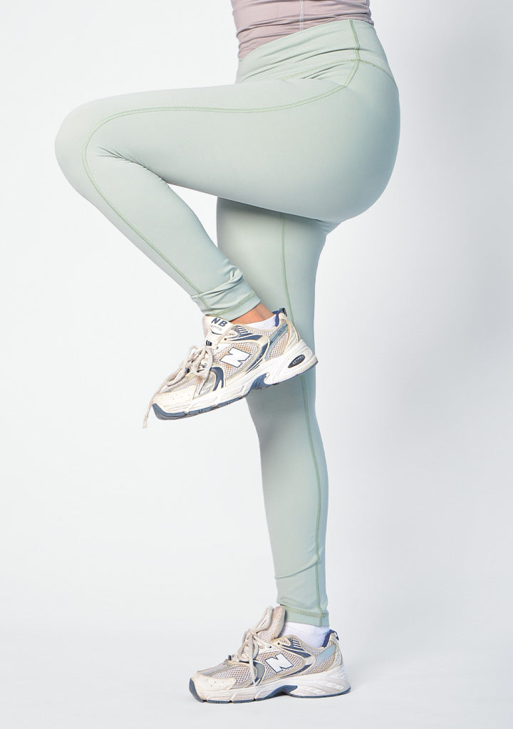 Champs Land - Doe Crossed camel Toe Leggings