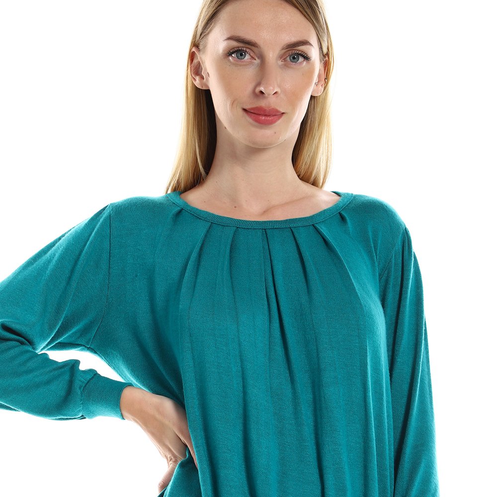 Red circle -  Knitted Round Neck Sweater With Decorative Hem