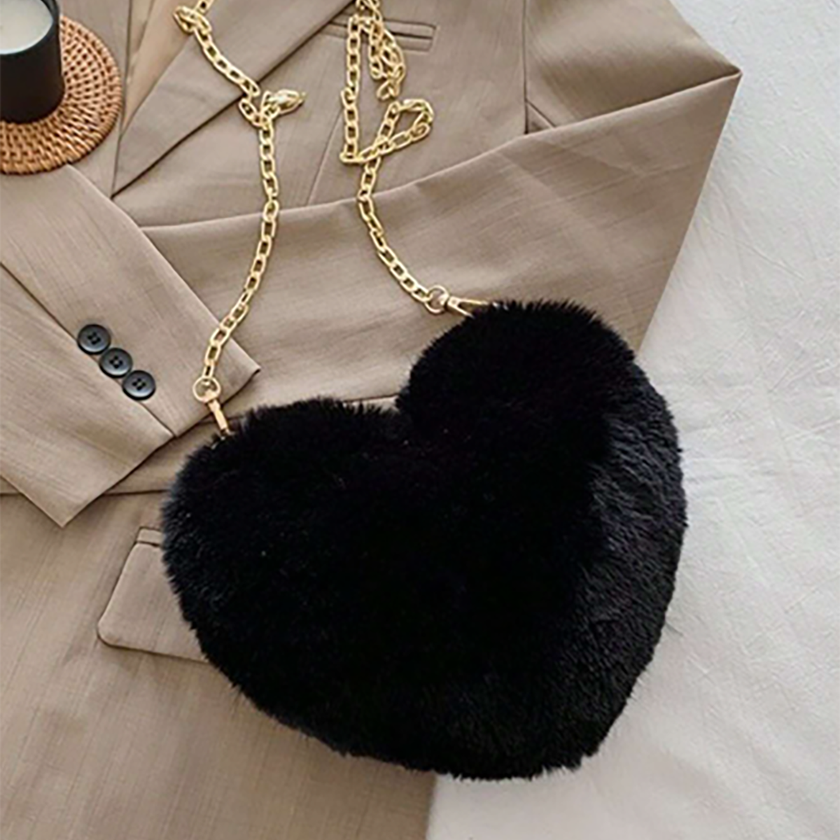 R-Shein ‚Äì Heart-Shaped Fur Soft Crossbody bag