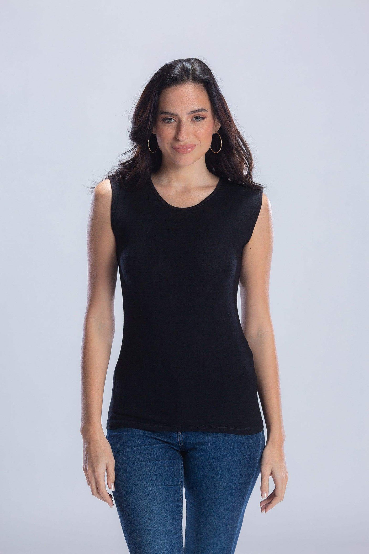 Sleeveless Crew Neck Top