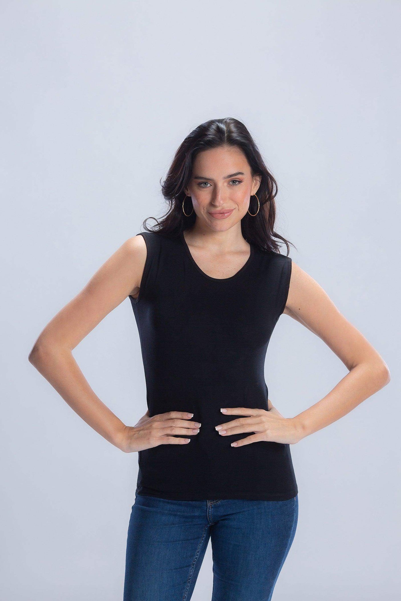 Sleeveless Crew Neck Top