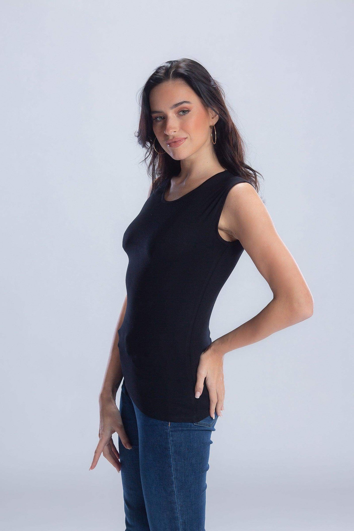 Sleeveless Crew Neck Top