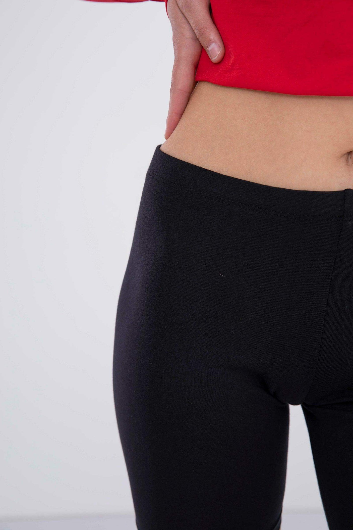 Slim Fit Cotton Leggings Short