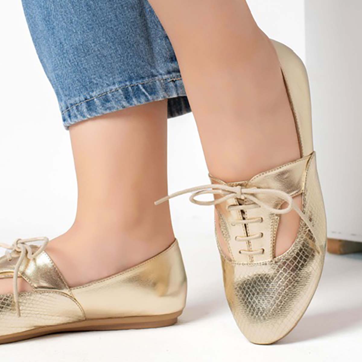 Izar - lace-up shoe